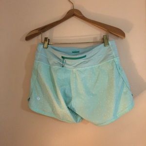 Lululemon mint green/white polka speed shorts sz 4